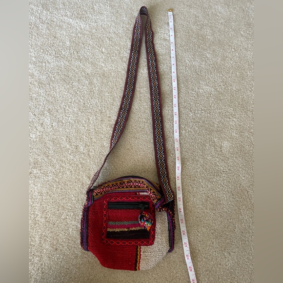 NWOT Handmade in Peru Woven‎ crossbody bag. - Picture 4 of 10